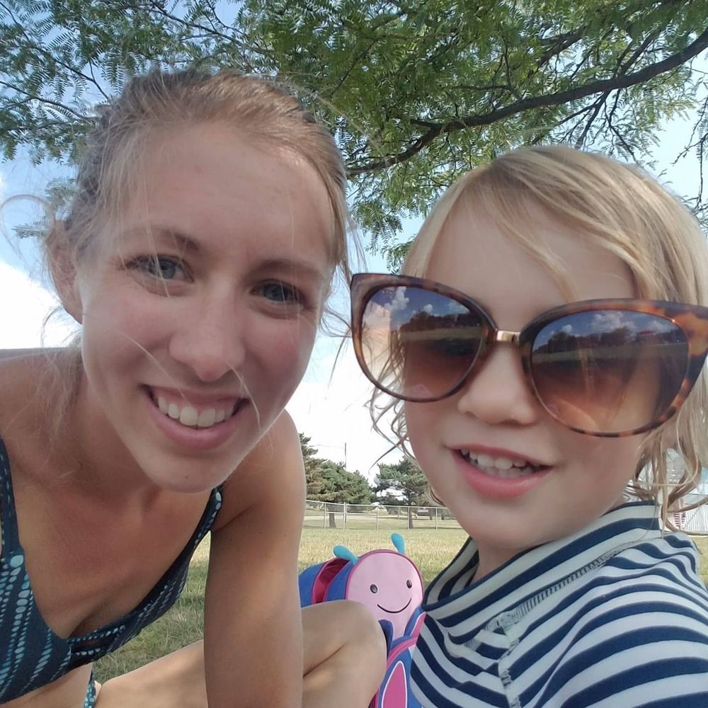 Meet your Posher, Kayla